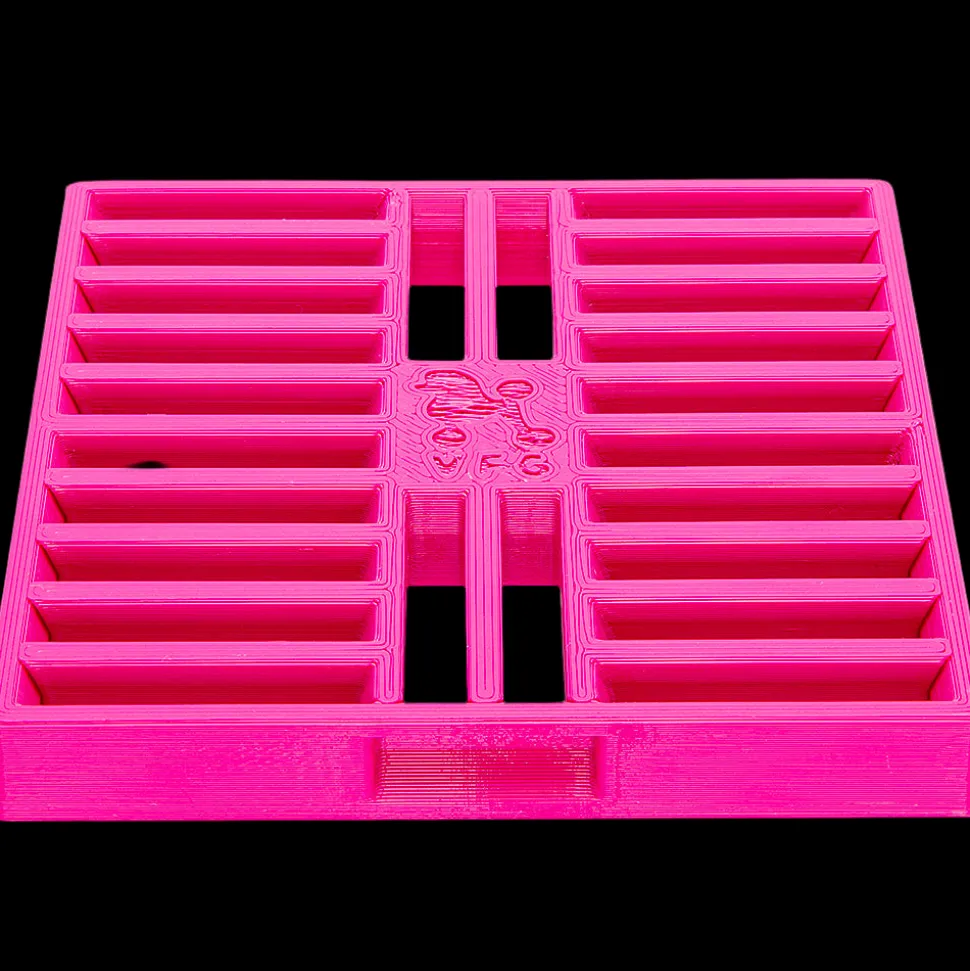 Blade Tray Magenta by Vanity Fur