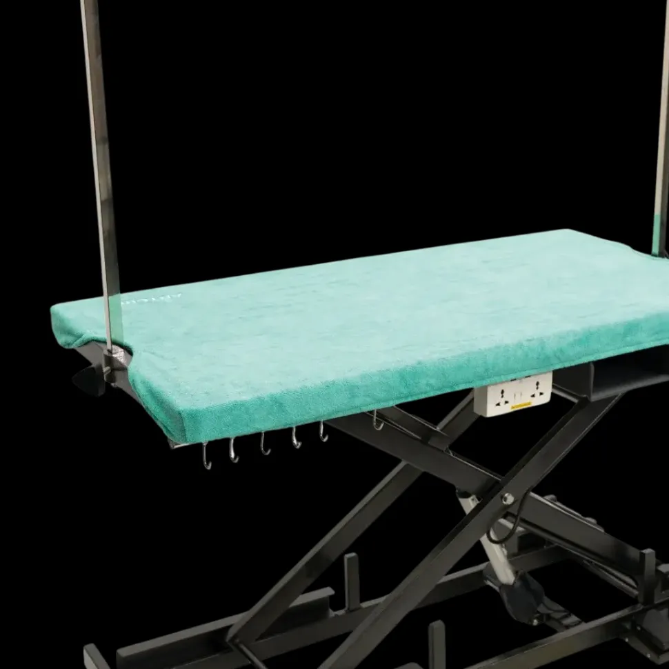 Cumbia Grooming Table Towel 47"x24" by Artero