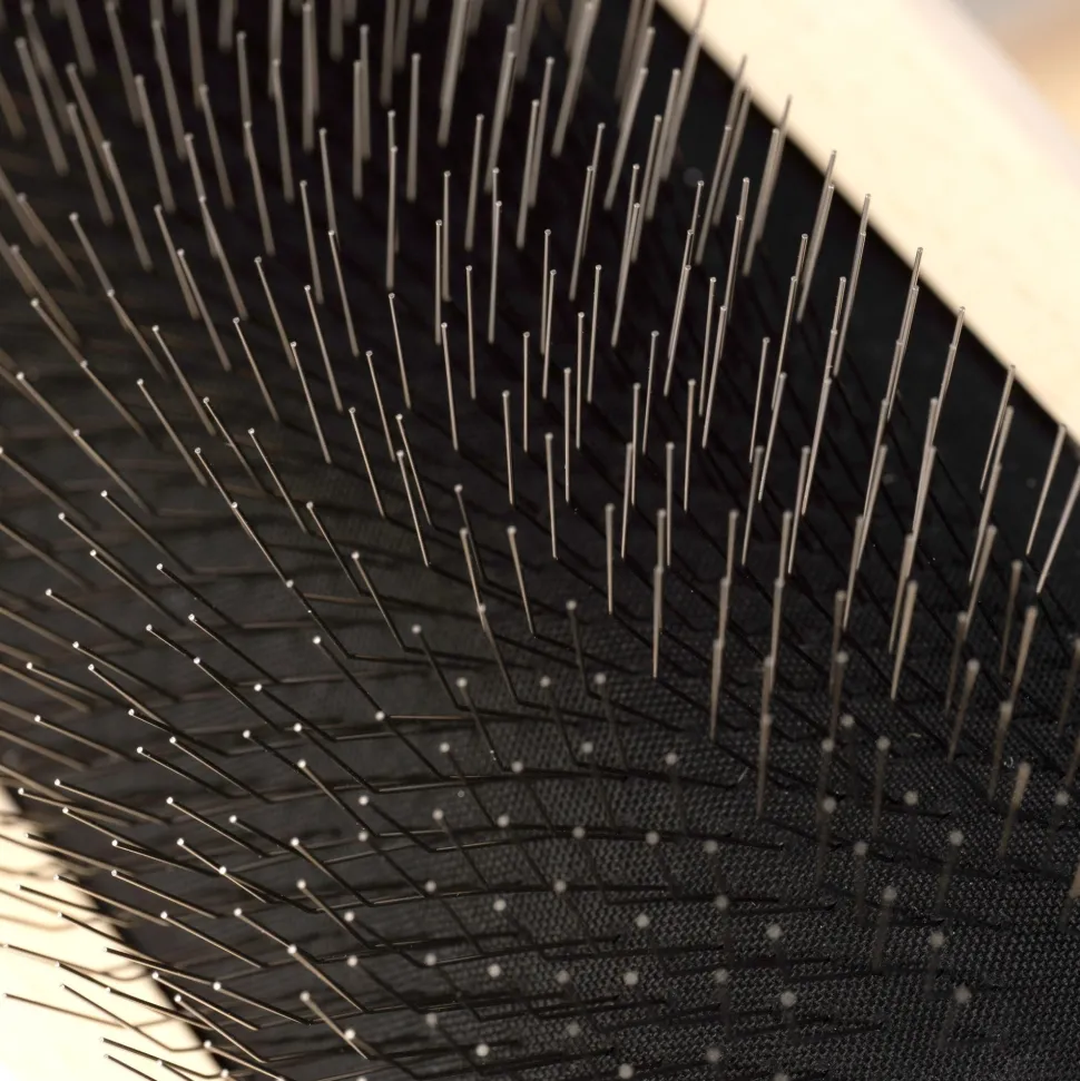 Karben I Extra Small Slicker Brush by Chris Christensen